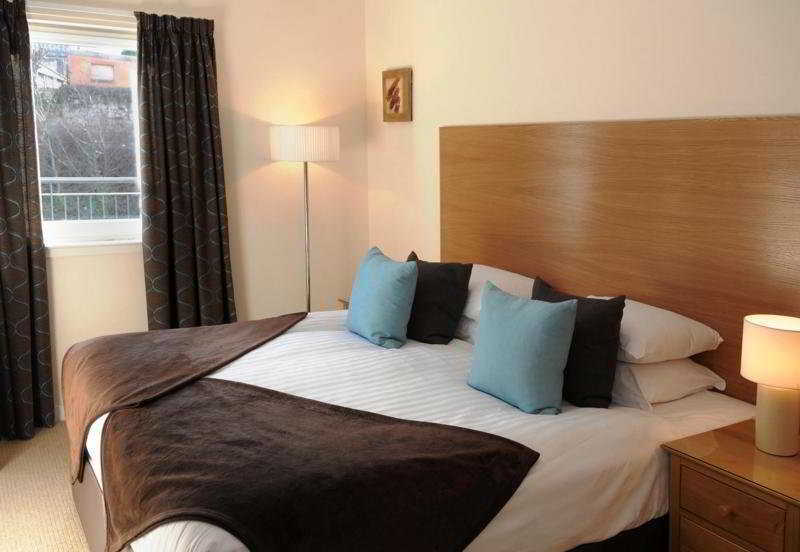 Fountain Court Apartments - Grove Executive เอดินบะระ ภายนอก รูปภาพ