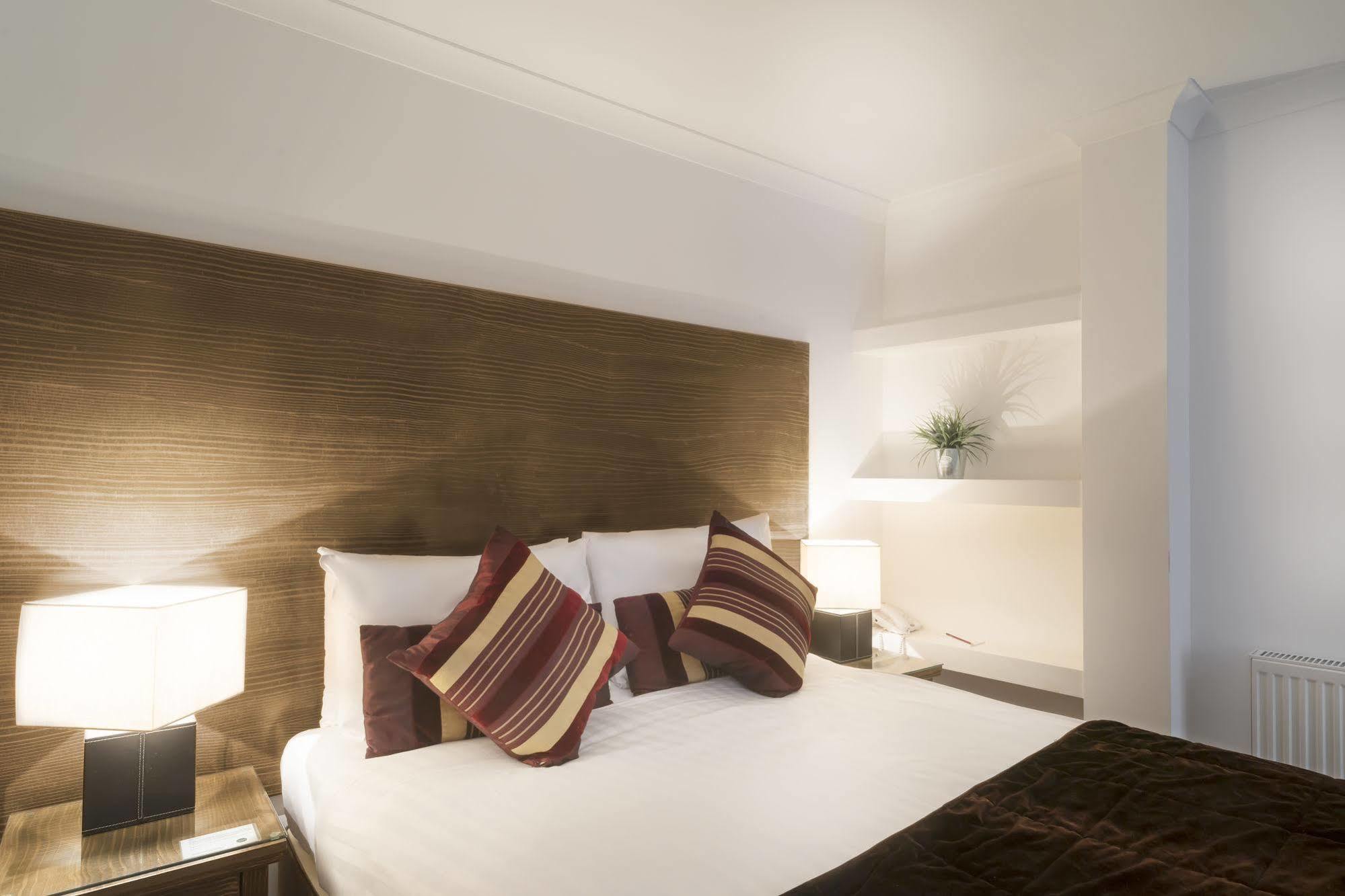Fountain Court Apartments - Grove Executive เอดินบะระ ภายนอก รูปภาพ