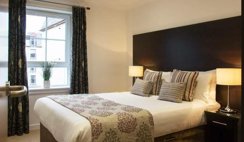Fountain Court Apartments - Grove Executive เอดินบะระ ภายนอก รูปภาพ